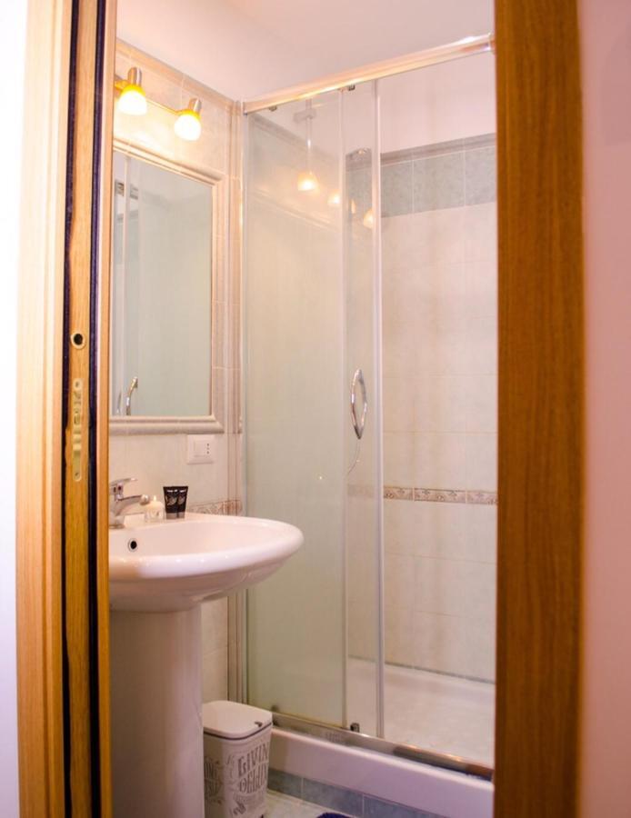 Butterfly Casa Vacanze Сутрі Екстер'єр фото